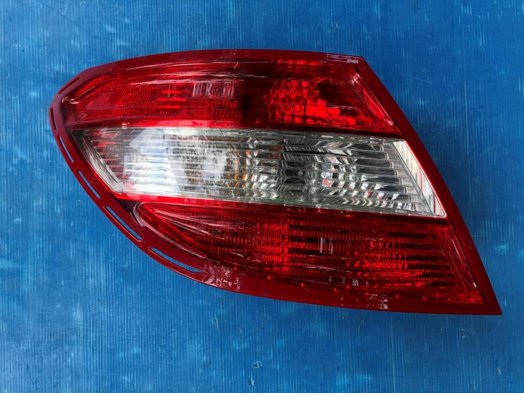 Stop stanga Mercedes C Class w204 2007-2010