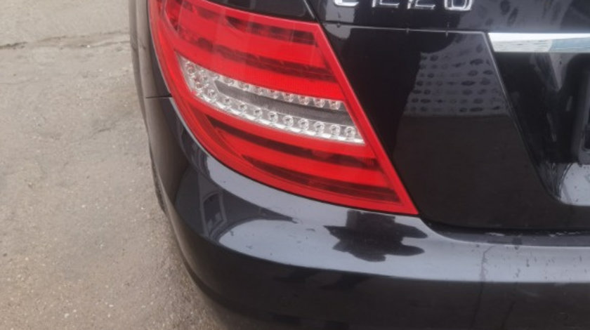 Stop stanga Mercedes c220 cdi w204 facelift