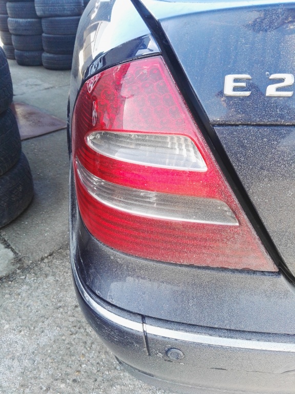 Stop stanga Mercedes E220 CDI W211 Avantgarde led