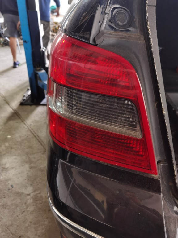 Stop stanga Mercedes glk x204
