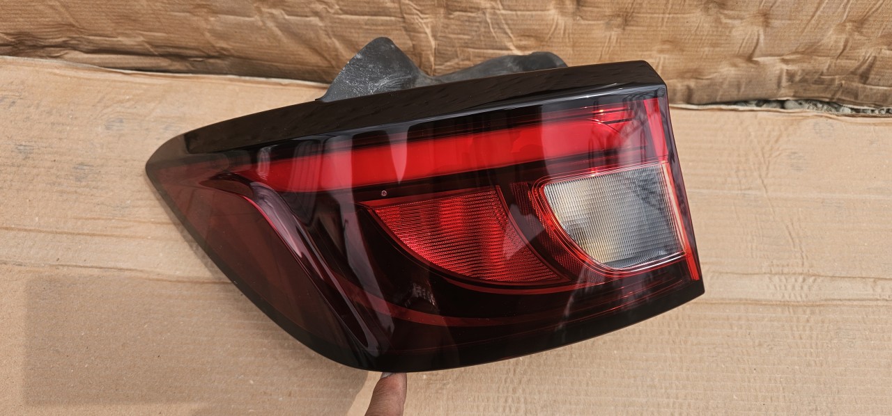 Stop stanga MG 3 1.5 Hybrid 2024 2025