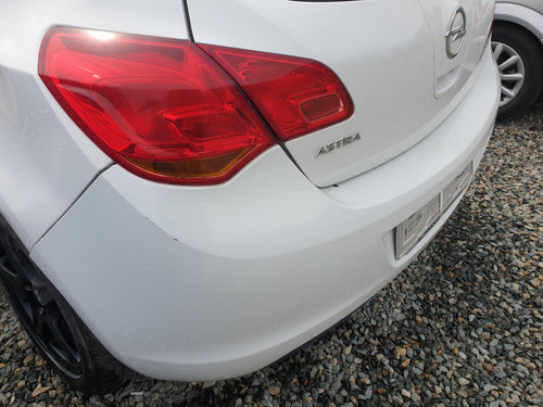 Stop stanga pe aripa Opel J Hatchback