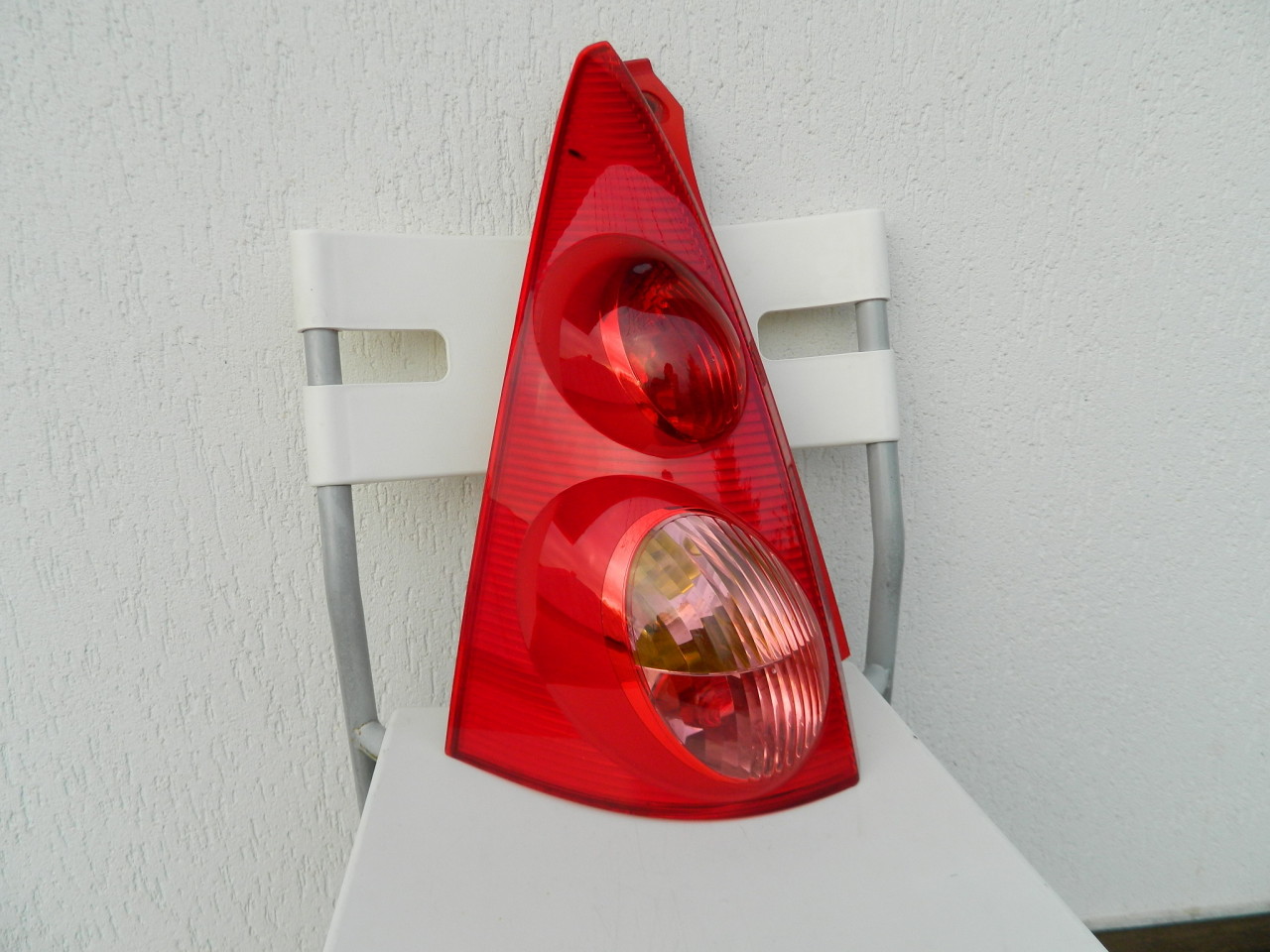 Stop stanga Peugeot 107 model 2005-2010