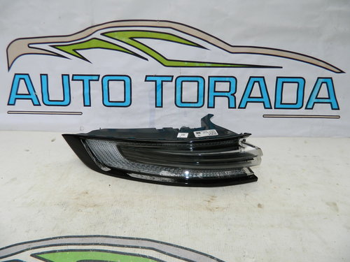 Stop stanga Porsche Cayenne 9Y Facelift E3 model 2023-2025 cod 9Y0945091 T