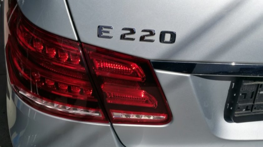 Stop stanga portbagaj Mercedes E220 CDI W212 facelift