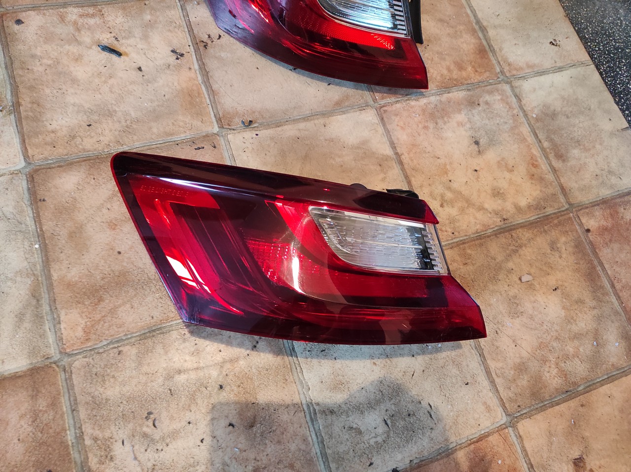 Stop stanga Renault Megane 4 (2016-2020) cod 265558986R
