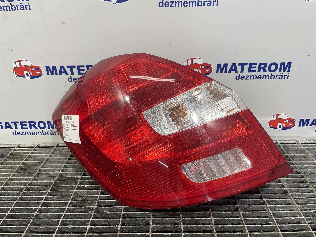 STOP STANGA SKODA FABIA - - (2010 2013)