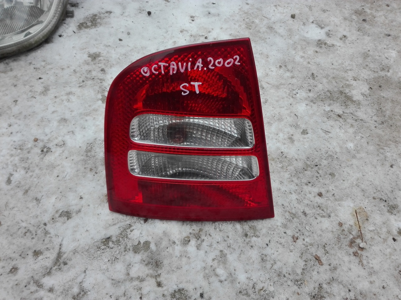 Stop Stanga Skoda Octavia 1