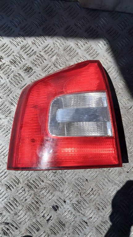 Stop stanga Skoda Octavia 2 combi an 2006