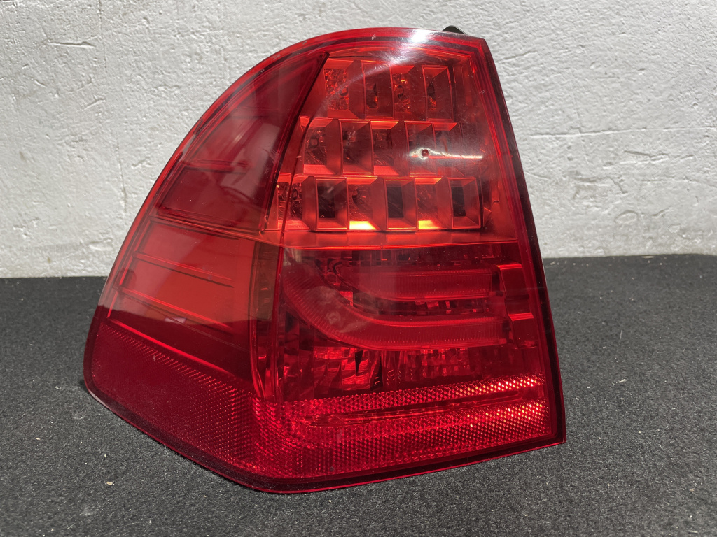 Stop stanga spate BMW 320d E90 E91 X-Drive 184cp sedan 2012 (RS103747)
