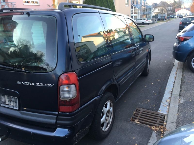 stop stanga spate lampa opel sintra