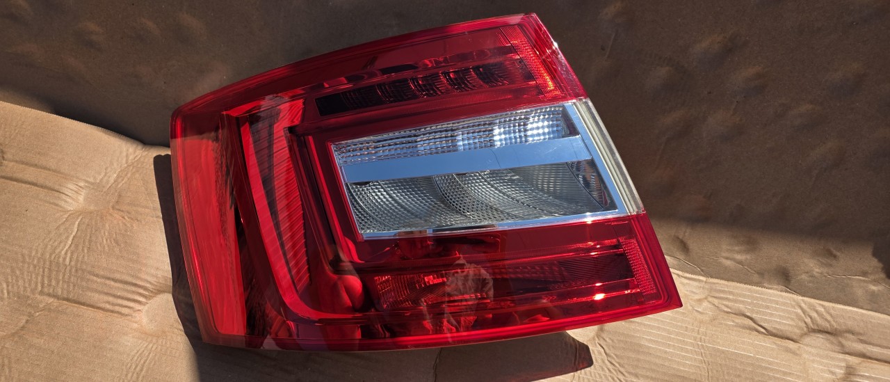 Stop stanga spate LED Skoda Octavia 3 Facelift sedan 2017 2018 2019
