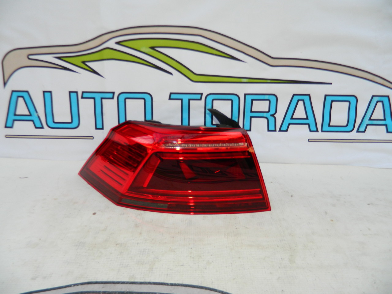 Stop stanga spate LED VW Passat B8 Sedan model 2019-2023 cod 3G5945207D