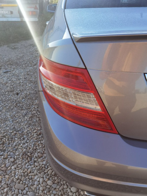 Stop stanga spate Mercedes C-Class W204 2010 berlina 2.2 LED
