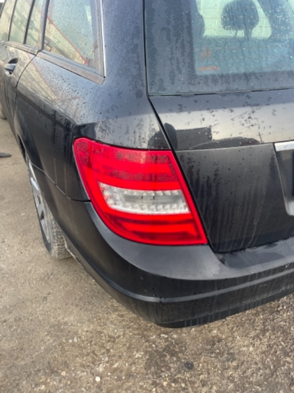 Stop stanga spate Mercedes c class w204 break full led