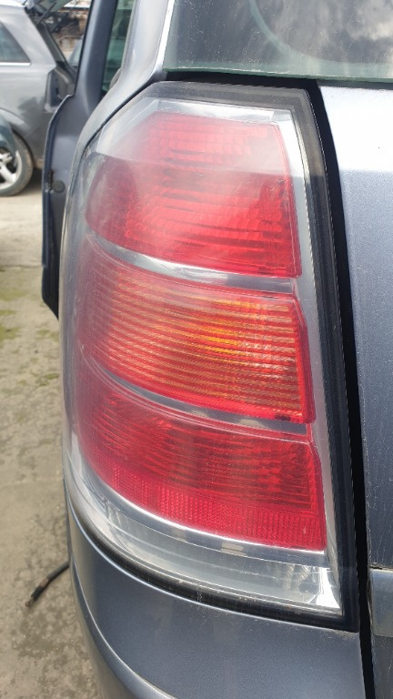 Stop stanga spate Opel Zafira B 2011 Hatchback 1.7