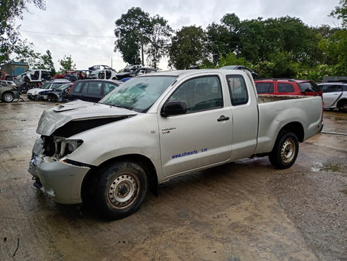 Stop stanga spate Toyota Hilux 2007 SUV 2.5 2KD-FTV