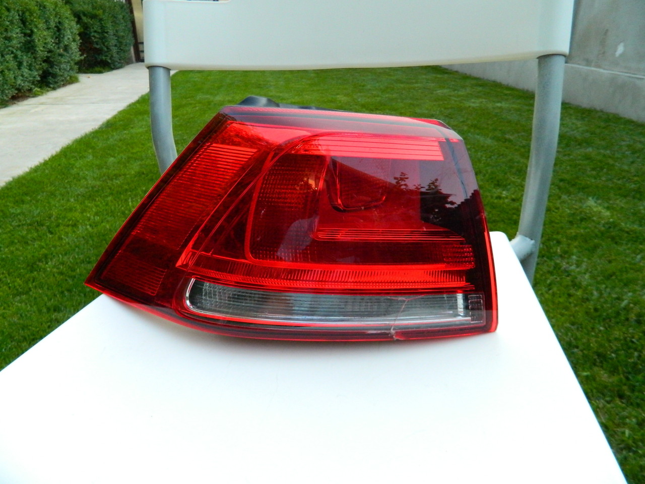 Stop stanga VW Golf 7 cod 5G0945095M