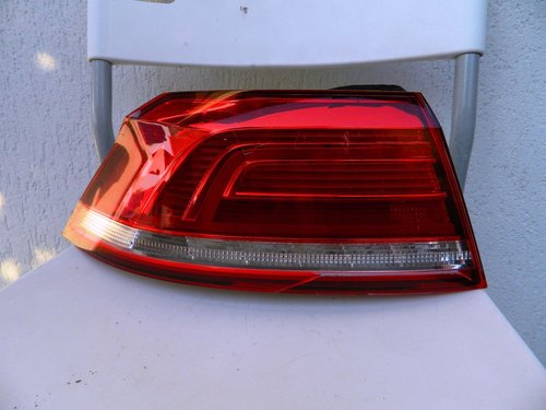Stop stanga VW Golf 7