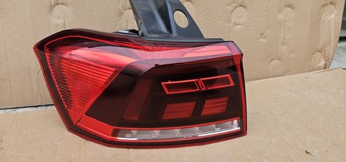 Stop stanga VW Passat B8 Combi break Facelift LED 2019 2020 2021 2022
