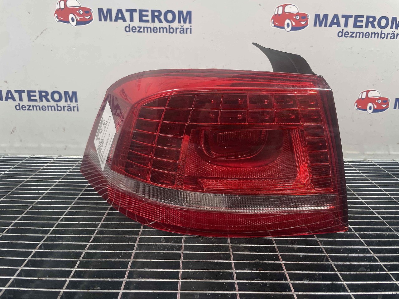 STOP STANGA VW PASSAT PASSAT - - (2010 2014)