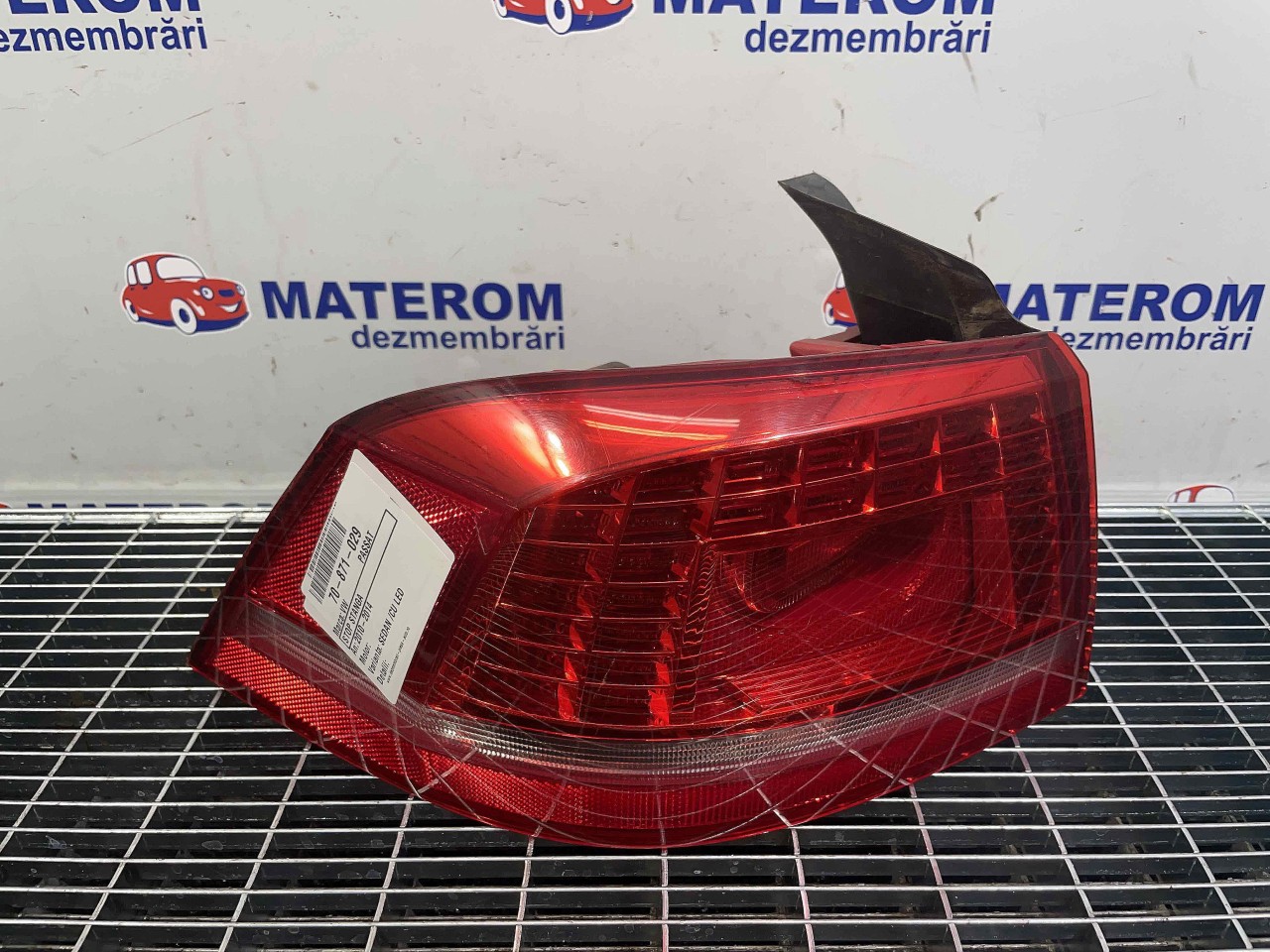 STOP STANGA VW PASSAT PASSAT - - (2010 2014)