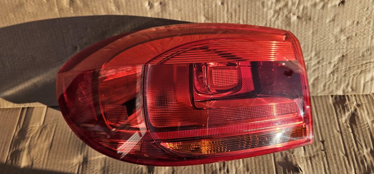 Stop stanga Vw Tiguan Facelift 2012 2013 2014 2015