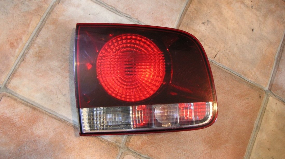 Stop stanga VW Touareg ani 2002-2007