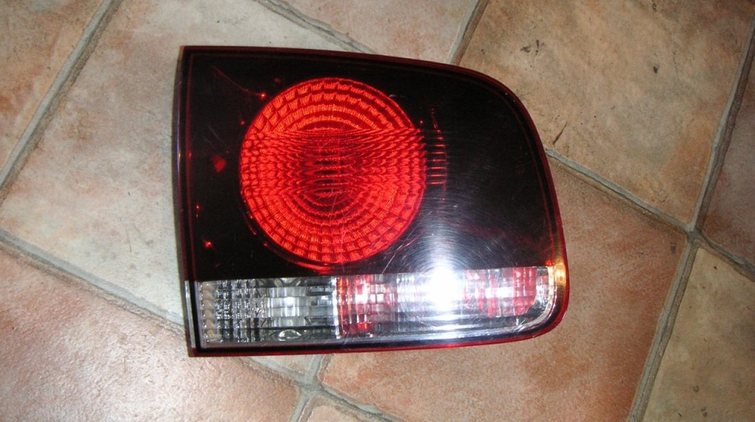 Stop stanga VW Touareg ani 2002-2007