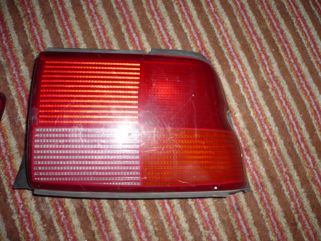 Stop Stopuri spate Ford Escort