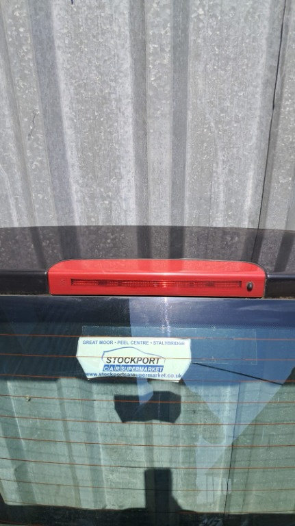 Stop suplimentar haion Renault Scenic 3 an 2010