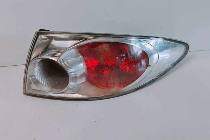 Stop / Tripla dreapta 22061971 Mazda 6 GG [2002 - 2005]