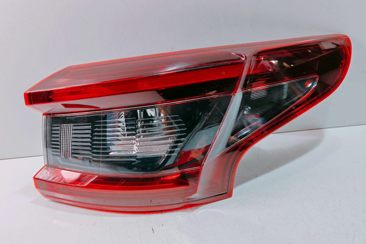 Stop tripla dreapta 26550HV00A Nissan Qashqai 2 J11 [2013 - 2020]