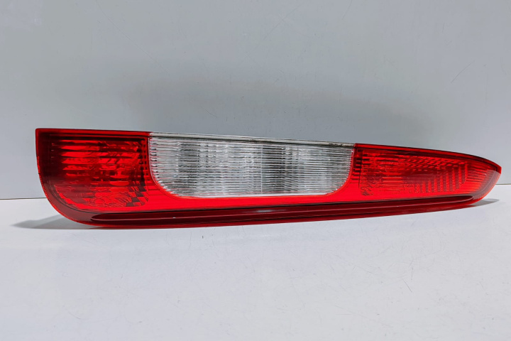 Stop tripla dreapta 3M5113A602AA Ford C-Max [facelift] [2007 - 2010]