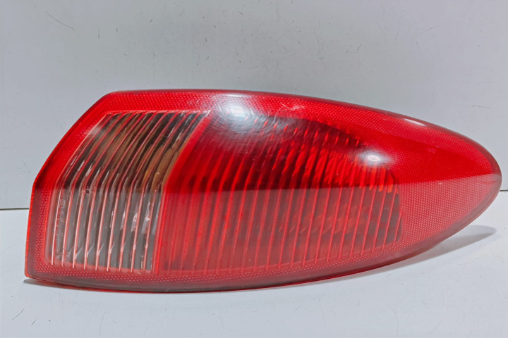 Stop Tripla dreapta 46556347 Alfa Romeo 147 [2000 - 2004]