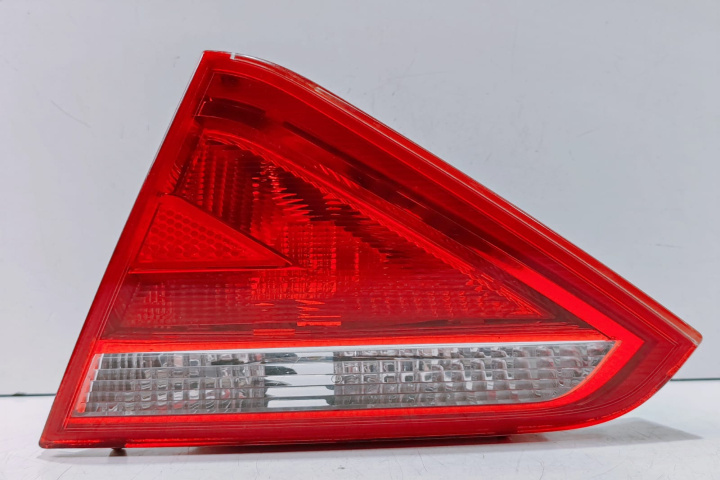 Stop Tripla dreapta 8T0945094 Audi A5 8T [2007 - 2011]