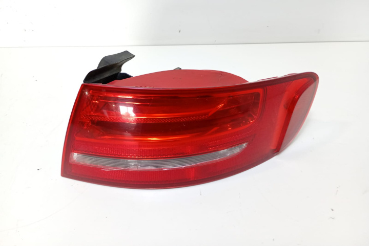 Stop tripla dreapta break cu defect 8K9945096 Audi A4 B8/8K [2007 - 2011]