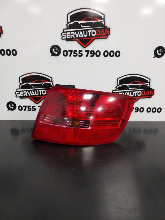 Stop / tripla dreapta caroserie Audi A6 (2004-2011) [4F2, C6] 2.0 Motorina 2008, COMBI / MODEL CU BEC