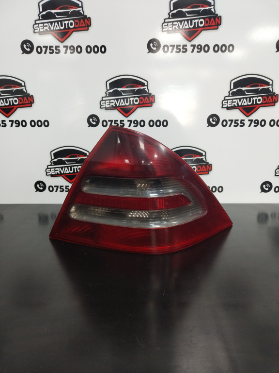 Stop / tripla dreapta caroserie Mercedes-Benz C-Class (2001-2007) [W203] 2.2 Motorina 2005, MODEL CU BEC