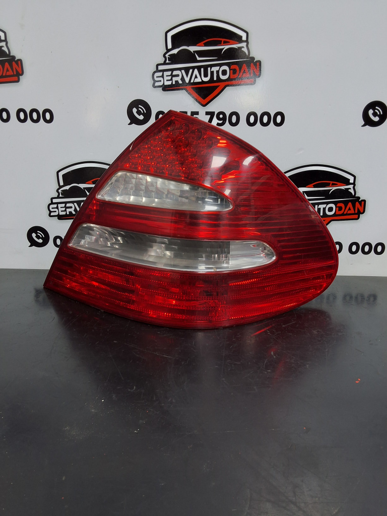 Stop / tripla dreapta caroserie Mercedes-Benz E-Class (2002-2008) [W211] 2.2 Motorina 2007, A2118200664