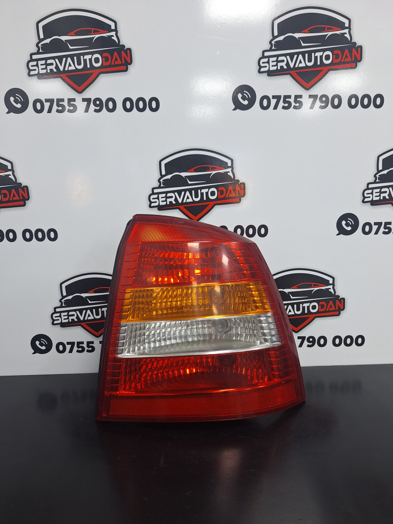 Stop / tripla dreapta caroserie Opel Astra G (1999-2004) 1.7 Motorina 2004, MODEL CU BEC / HATCHBACK