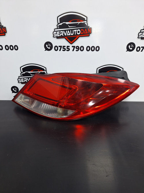 Stop / tripla dreapta caroserie Opel Insignia A (2008-2013) 2.0 Motorina 2009, MODEL CU BEC / HATCHB...