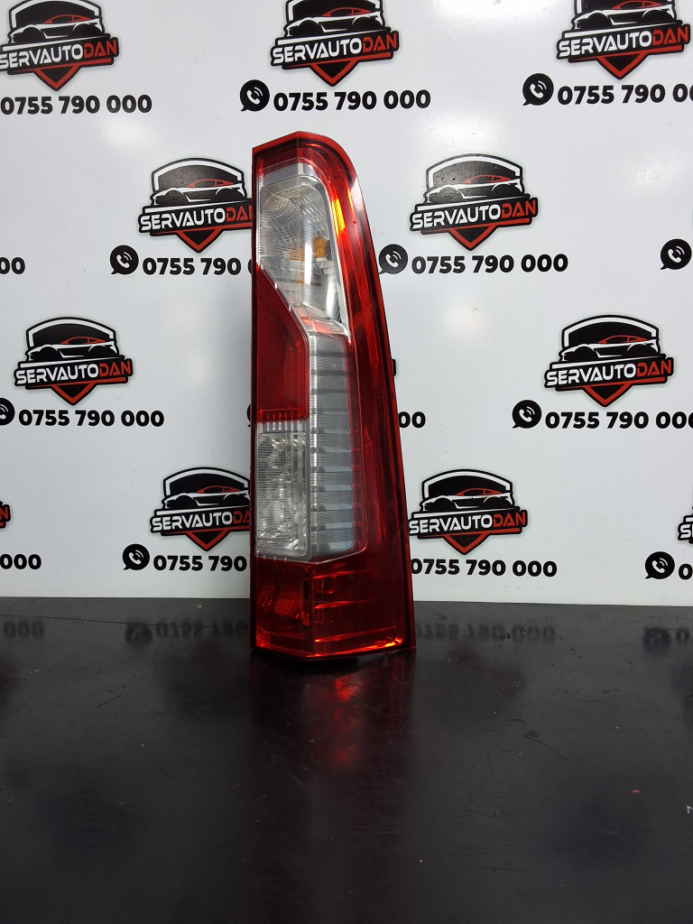Stop / tripla dreapta caroserie Renault Master (2011->) 2.3 Motorina 2011, -