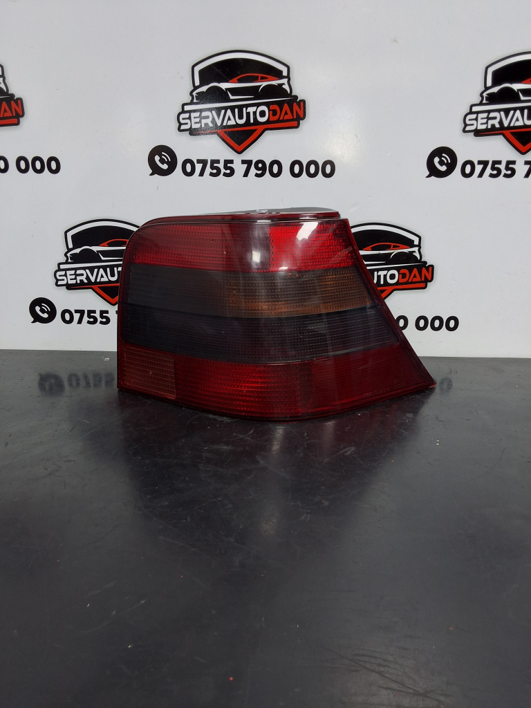 Stop / tripla dreapta caroserie Volkswagen Golf 4 (1997-2005) 1.9 Motorina 2003, -