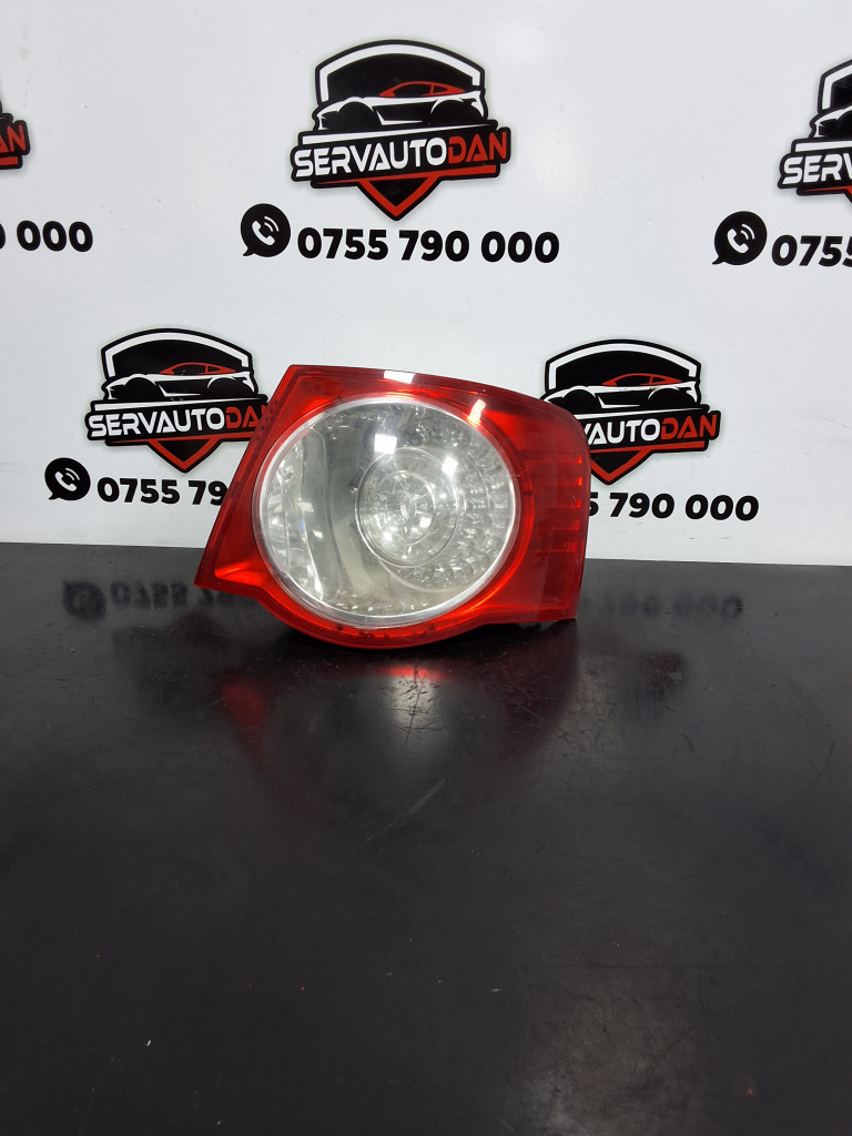 Stop / tripla dreapta caroserie Volkswagen Jetta 5 (2005-2010) 1.9 Motorina 2008, 1K5945096M / CU DEFECT