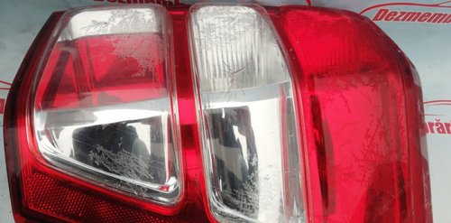 Stop tripla dreapta cu defect suzuki grand vitara 1.9ddis 131cp F9Q