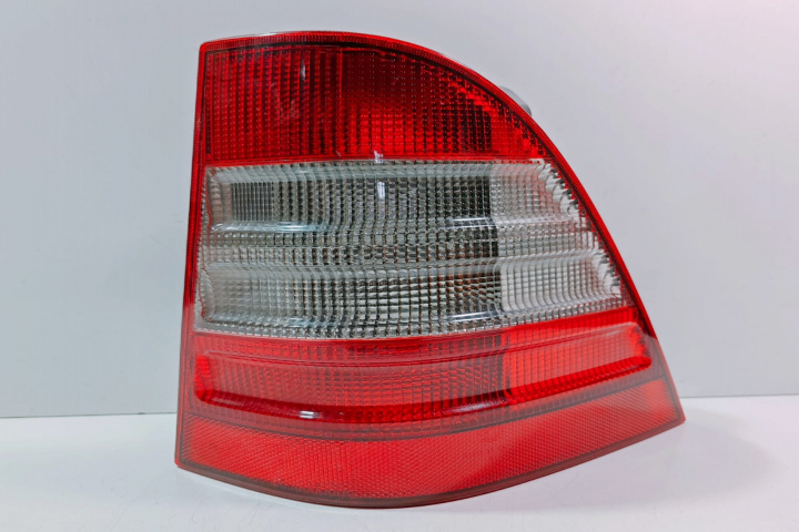 Stop tripla dreapta fara soclu A1638200264 Mercedes-Benz ML W163 [facelift] [2001 - 2005]