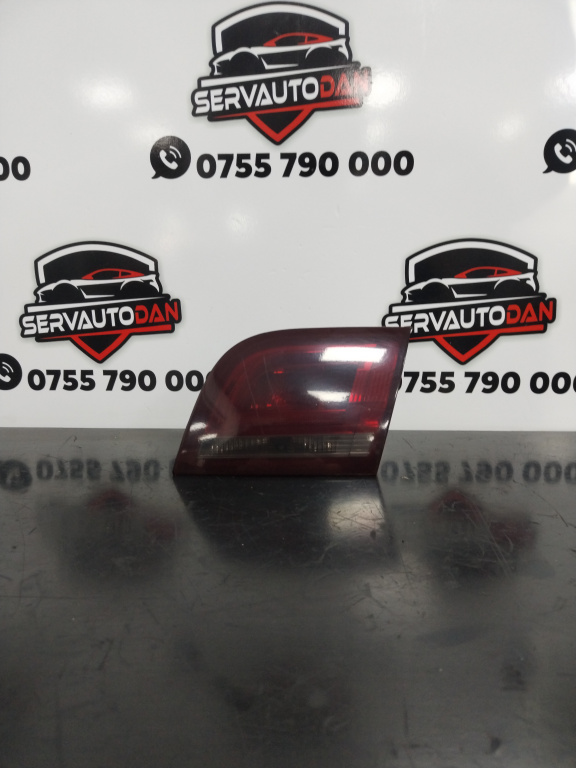 Stop / tripla dreapta haion Audi A3 facelift (2008-2013) [8P1] 2.0 Motorina 2010, MODEL CU BEC / MODEL IN 4 USI / 8P4945094D
