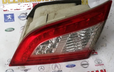 Stop tripla dreapta haion break peugeot 508 sw 2.0hdi motor