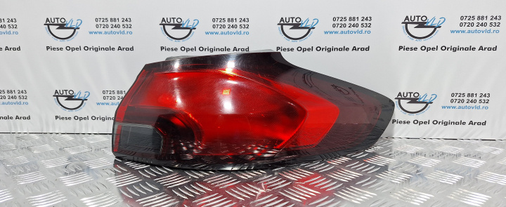 Stop tripla dreapta Opel Zafira C [2012 - 2016] Tourer minivan